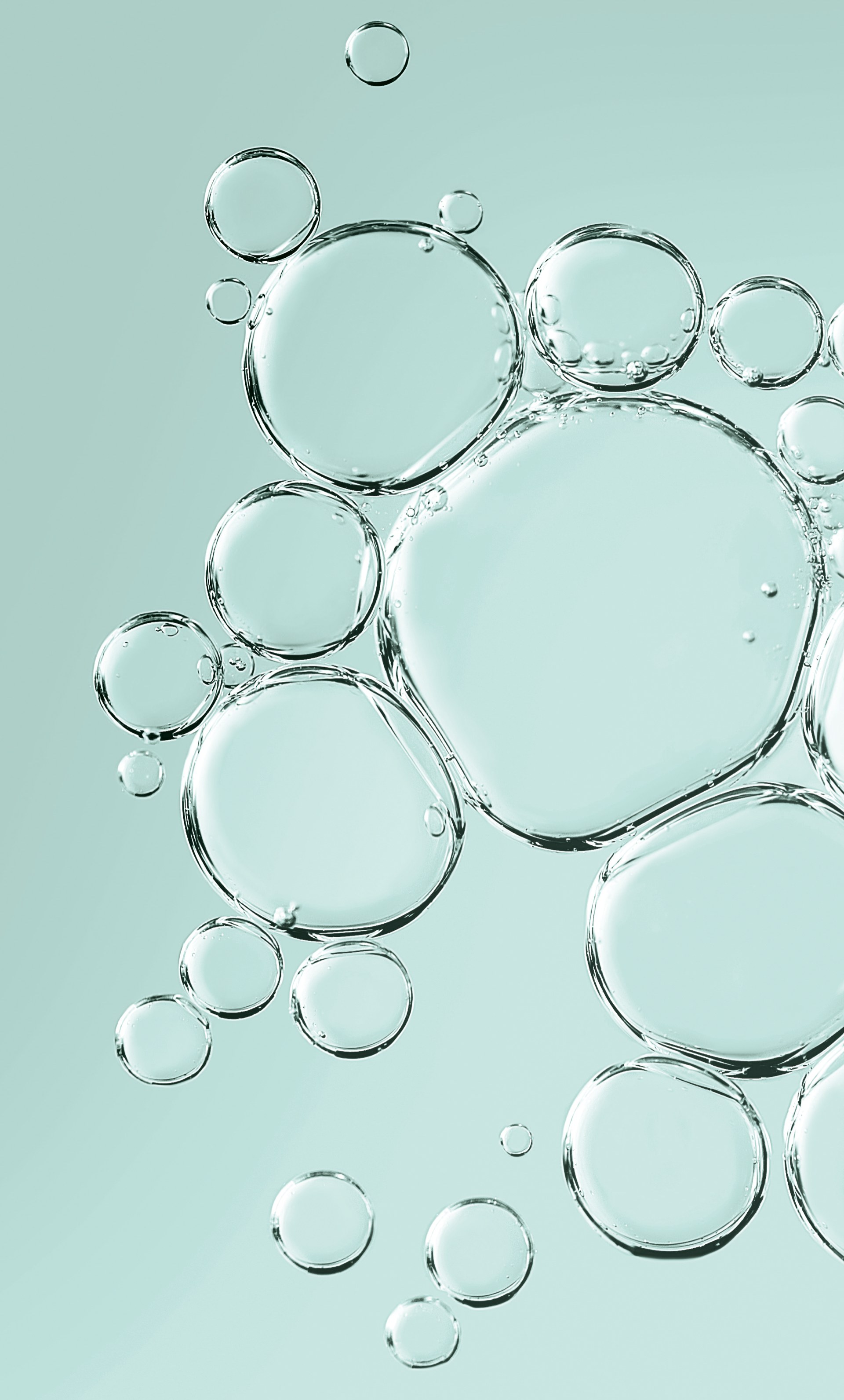 The light, airy texture of the Purifying Cleansing Foam